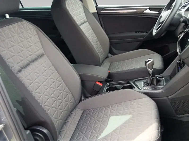 Volkswagen Tiguan usata a Livorno (12)