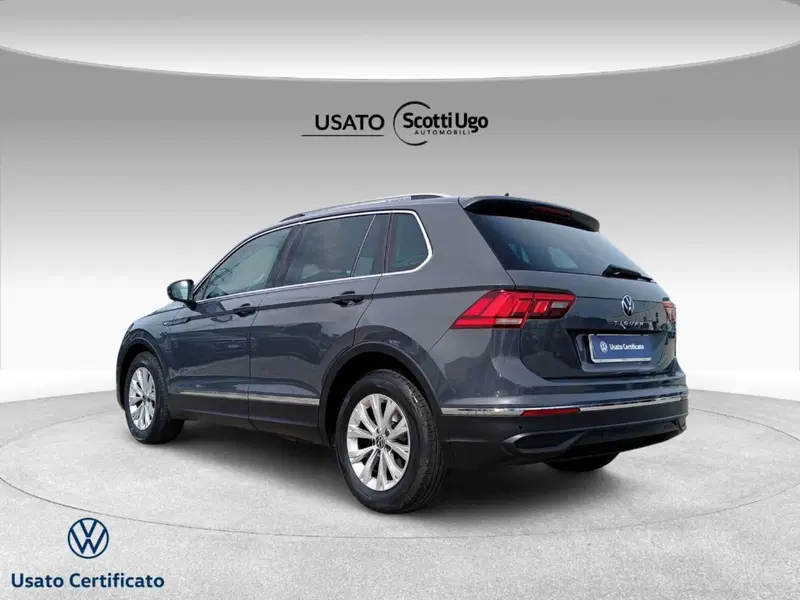 Volkswagen Tiguan usata a Livorno (4)