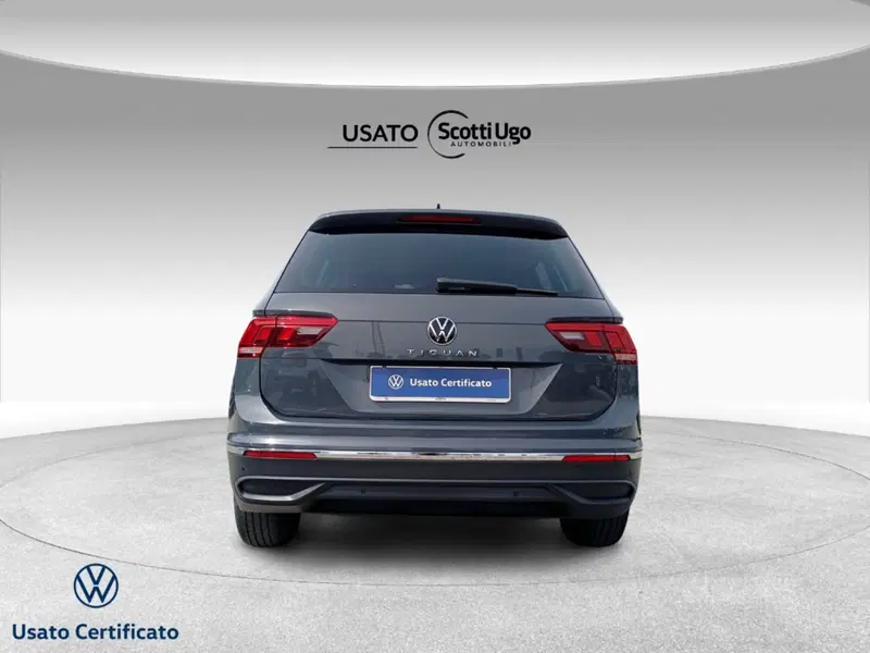 Volkswagen Tiguan usata a Livorno (5)
