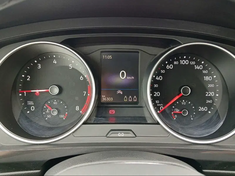 Volkswagen Tiguan usata a Livorno (7)