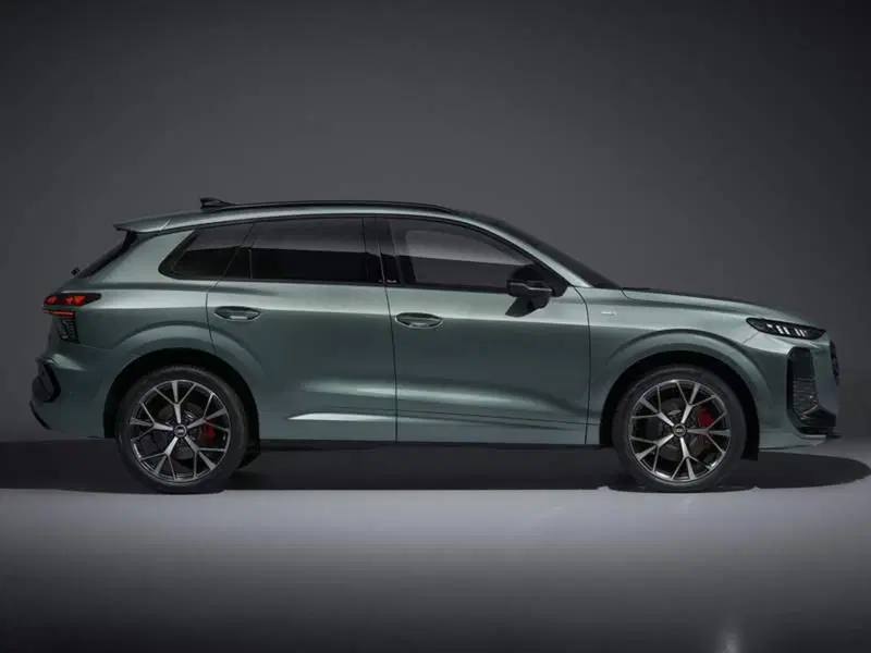 Audi Q3 Sportback nuova a Pisa (3)