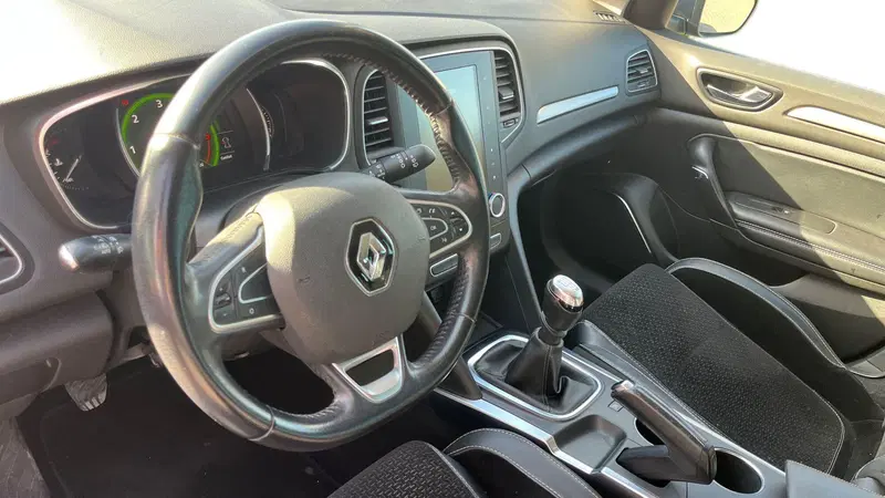 Renault Mégane SporTour usata a Catania (12)