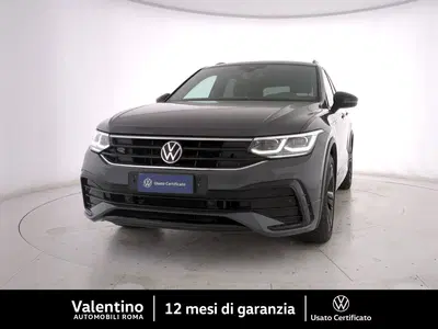 Volkswagen Tiguan 2.0 tdi R-Line 150cv dsg del 2023 usata a Roma