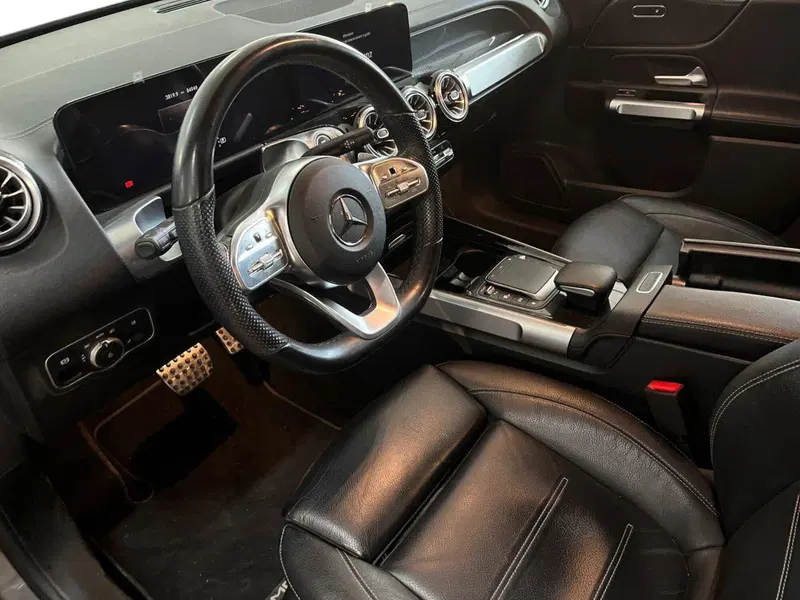 Mercedes-Benz GLB usata a Bari (10)