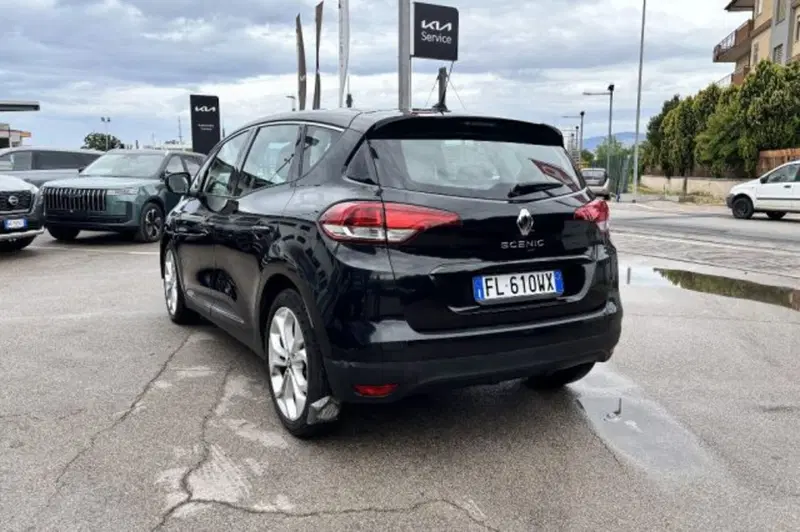 Renault Scenic E-Tech Electric usata a Latina (5)