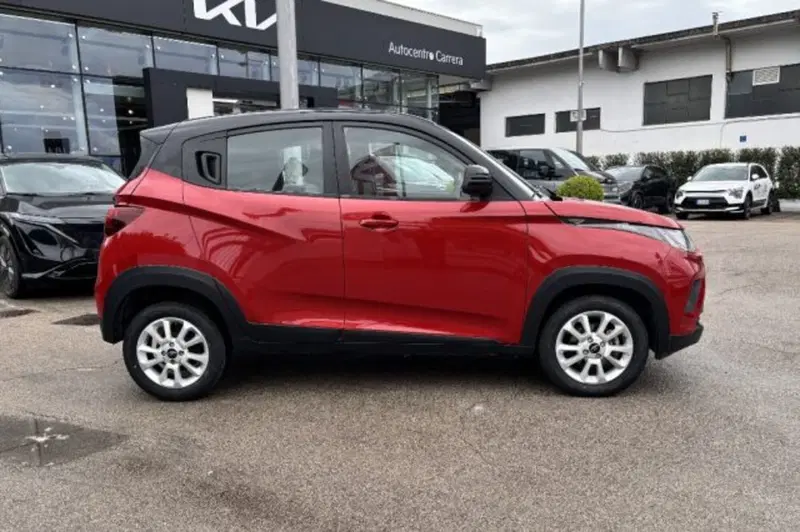 Mahindra KUV100 usata a Latina (4)