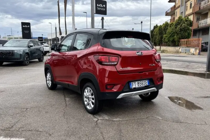 Mahindra KUV100 usata a Latina (5)