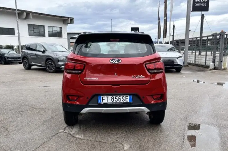 Mahindra KUV100 usata a Latina (6)