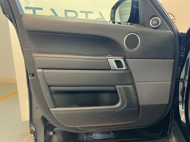 Land Rover Range Rover Sport usata a Bari (12)
