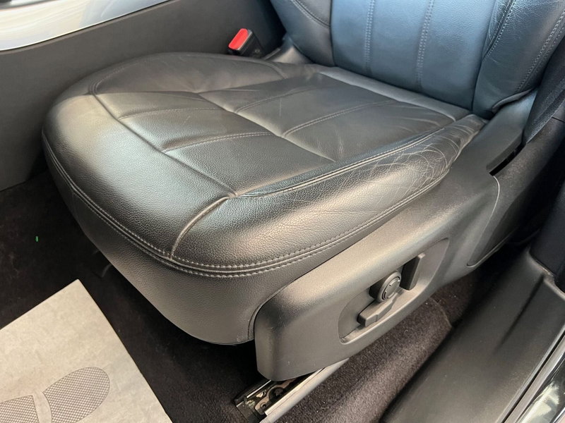 Land Rover Range Rover Sport usata a Bari (17)
