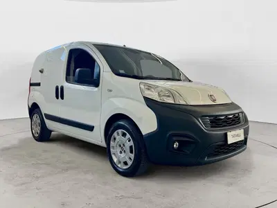 Fiat Fiorino 1.3 MJT 80CV Cargo SX del 2018 usata a Monopoli