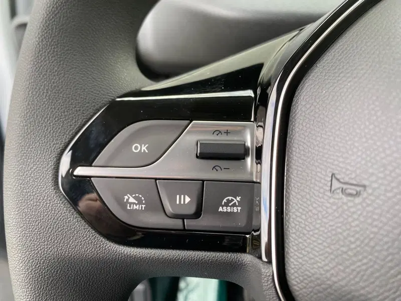 Peugeot Partner Furgone nuova a Bari (19)