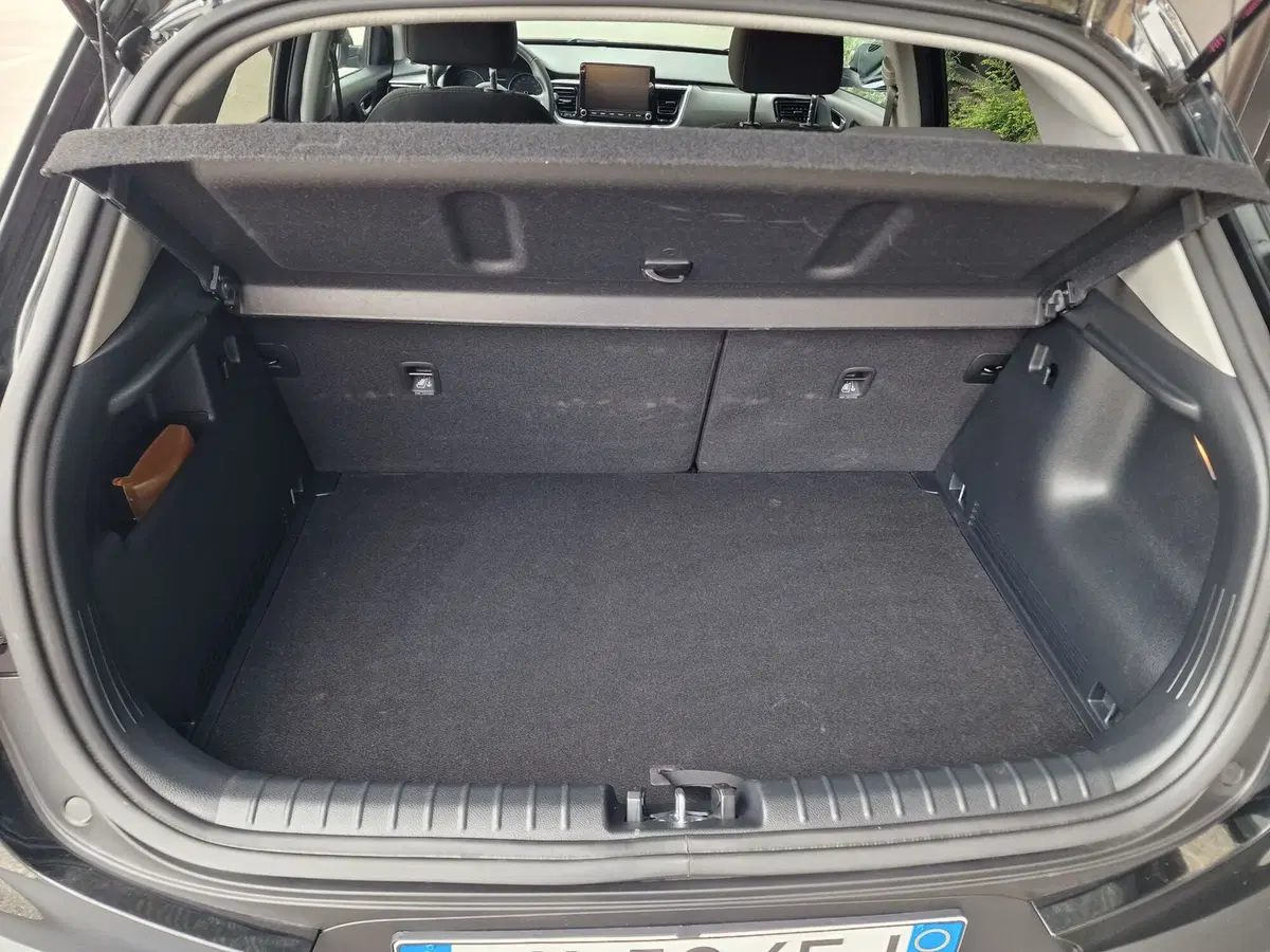 Kia Stonic usata a Milano (11)