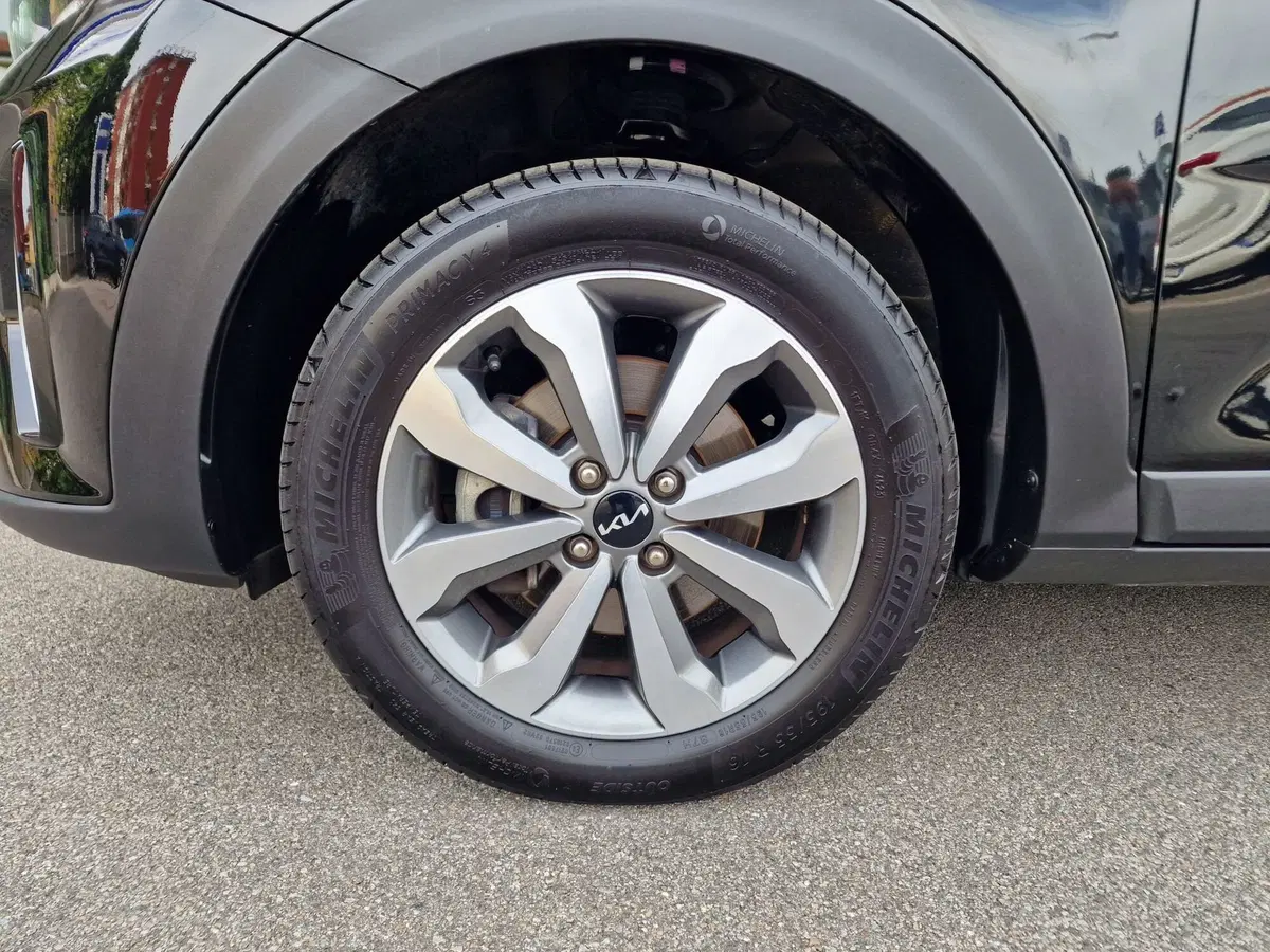 Kia Stonic usata a Milano (12)