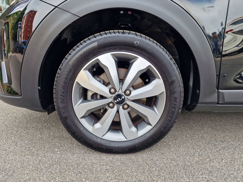 Kia Stonic usata a Milano (12)