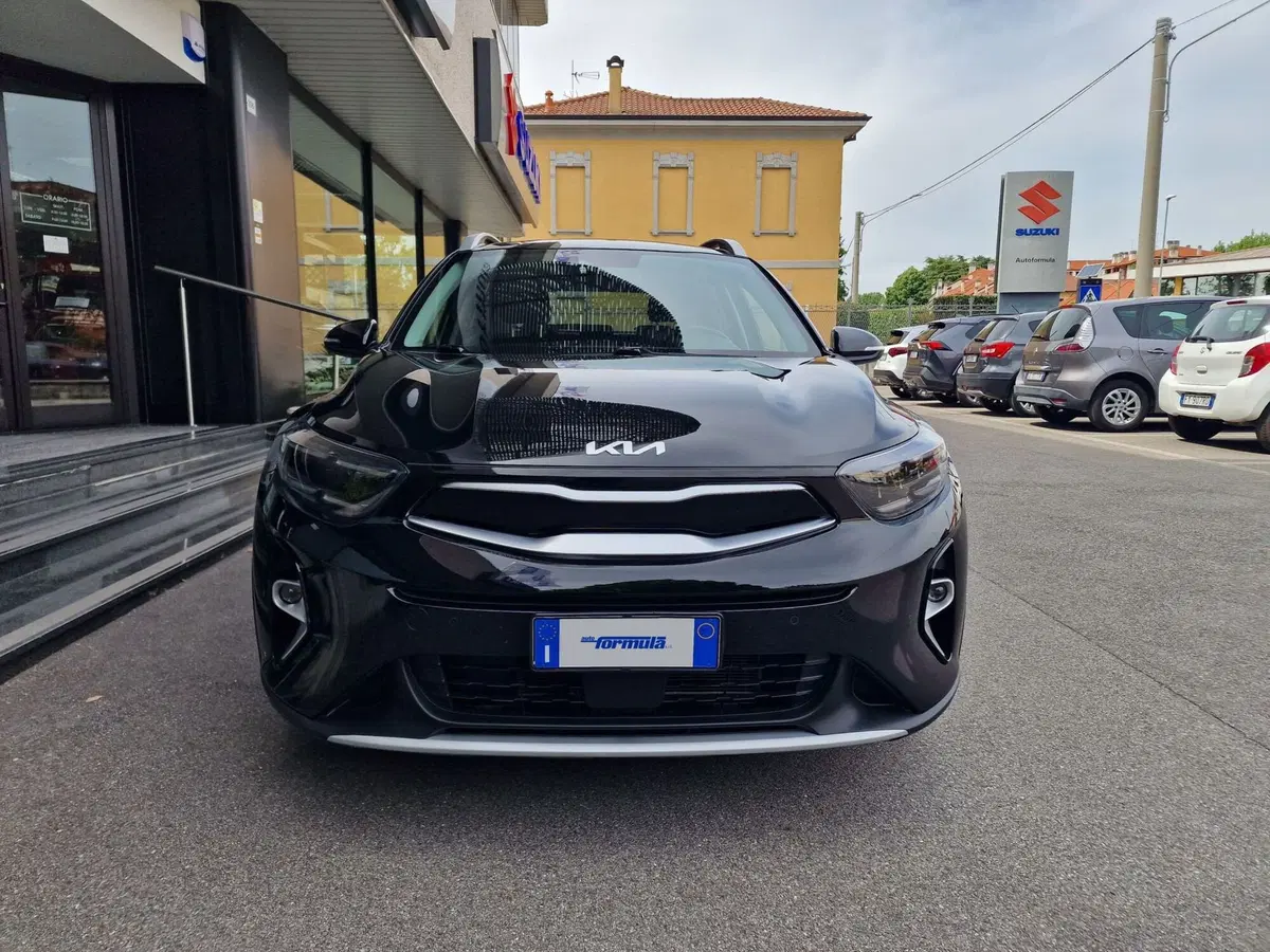 Kia Stonic usata a Milano (2)