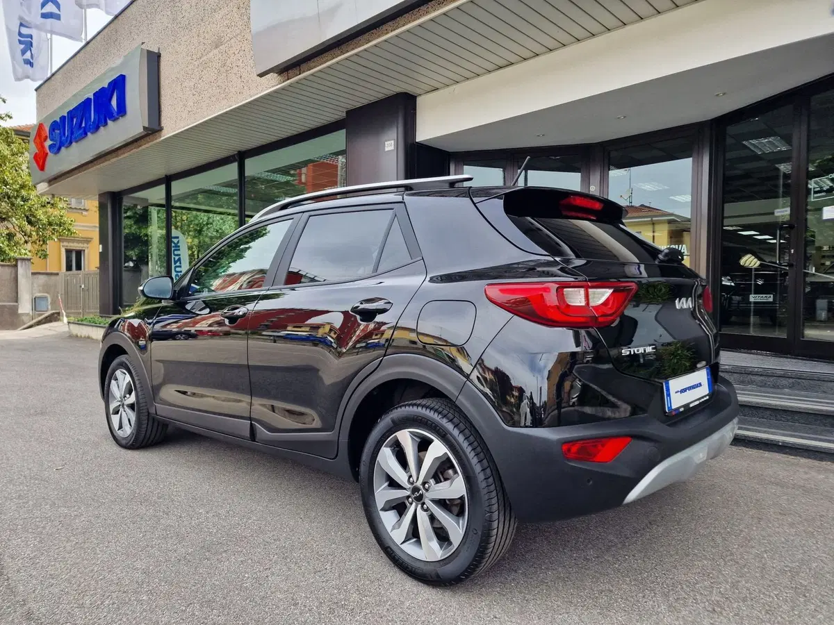 Kia Stonic usata a Milano (4)