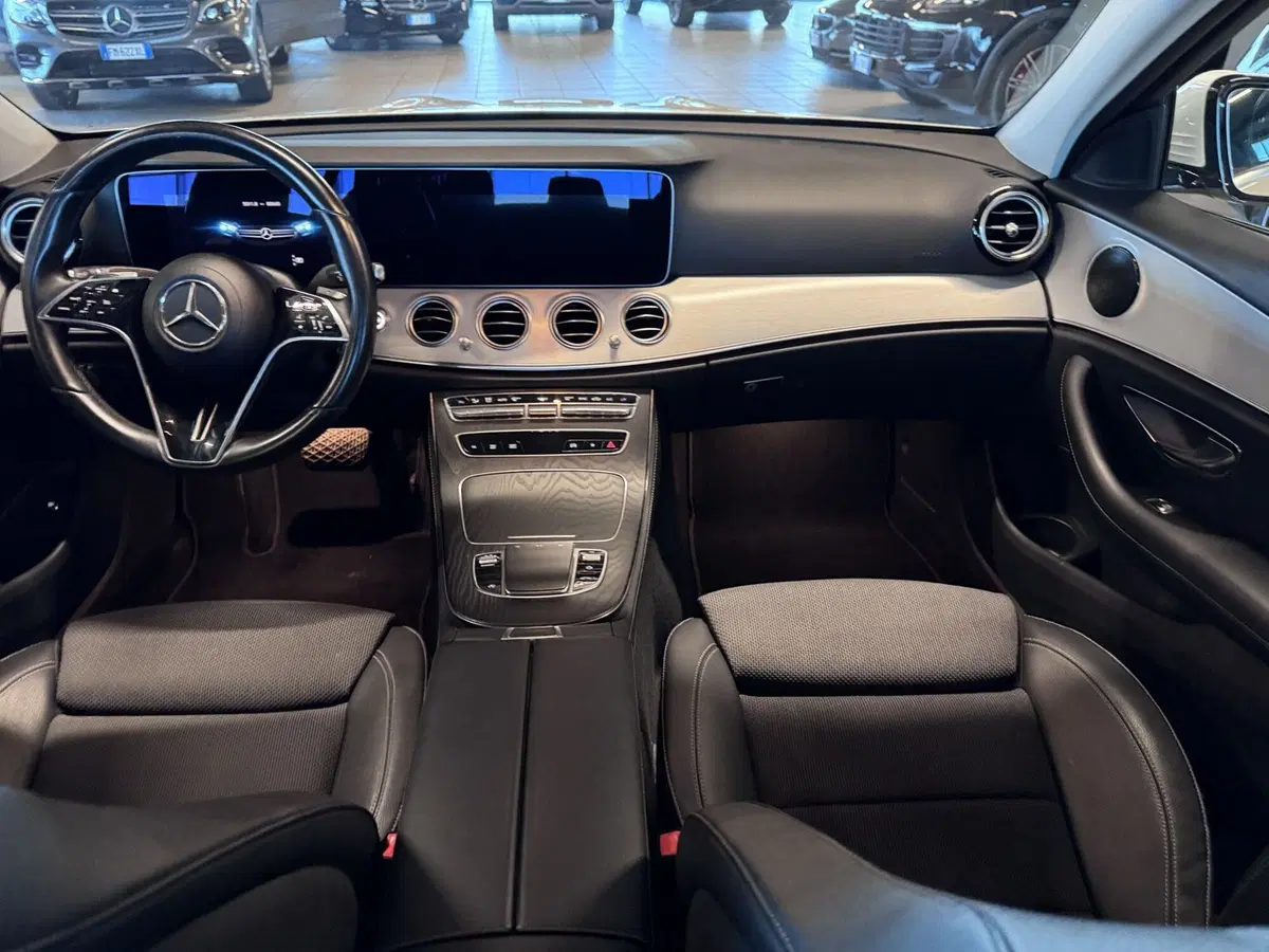 Mercedes-Benz Classe E usata a Messina (11)