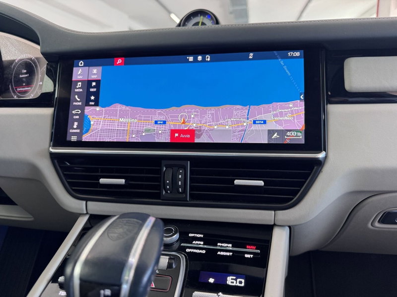 Porsche Cayenne usata a Messina (14)