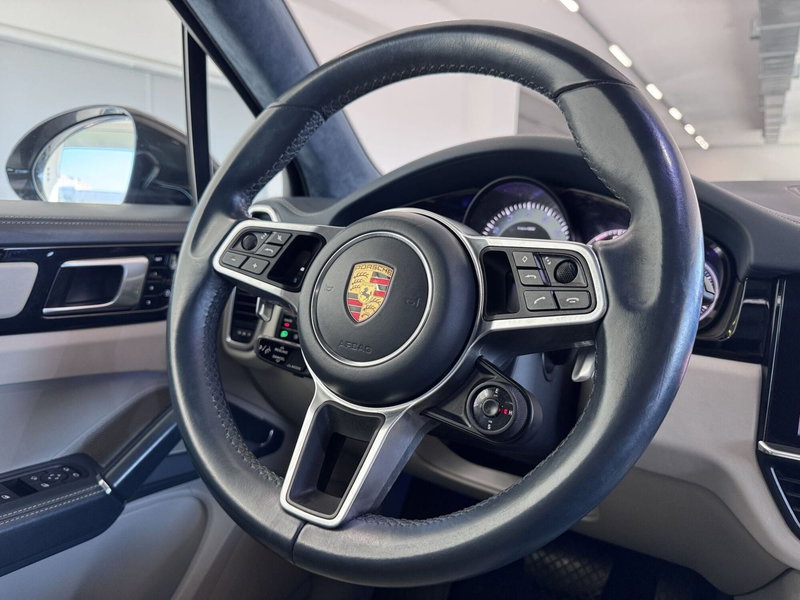 Porsche Cayenne usata a Messina (16)