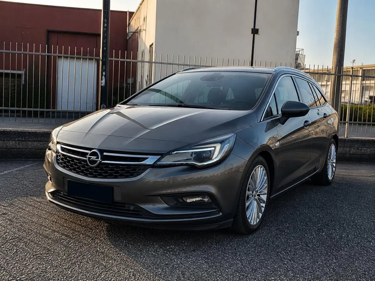 Opel Astra Station Wagon usata a Rimini