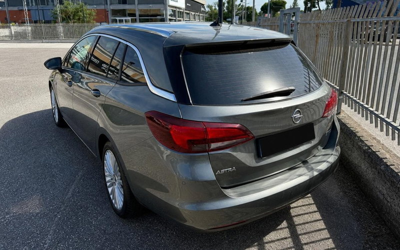 Opel Astra Station Wagon usata a Rimini (4)