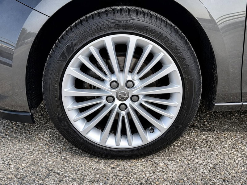 Opel Astra Station Wagon usata a Rimini (7)
