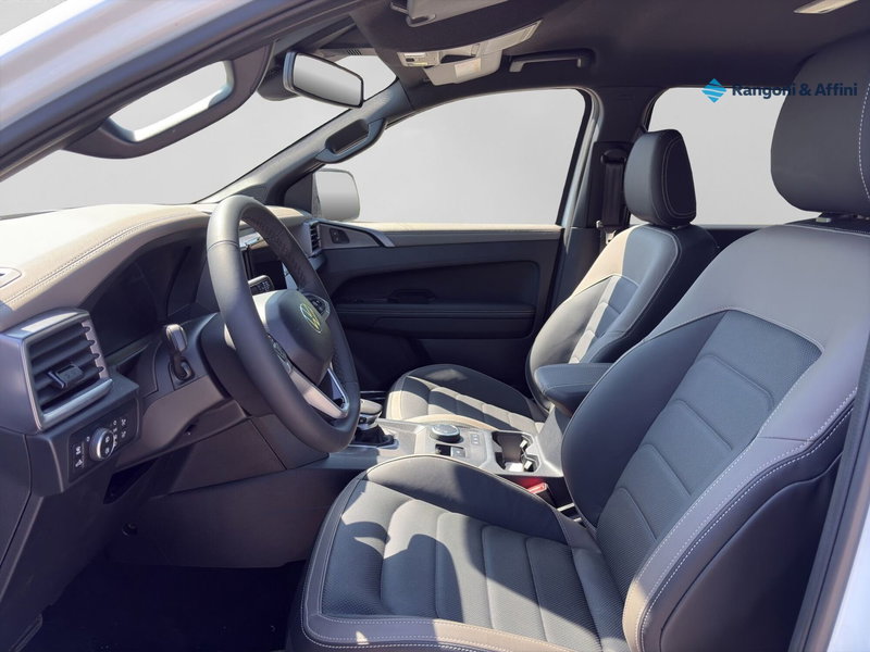 Volkswagen Amarok nuova a Mantova (11)