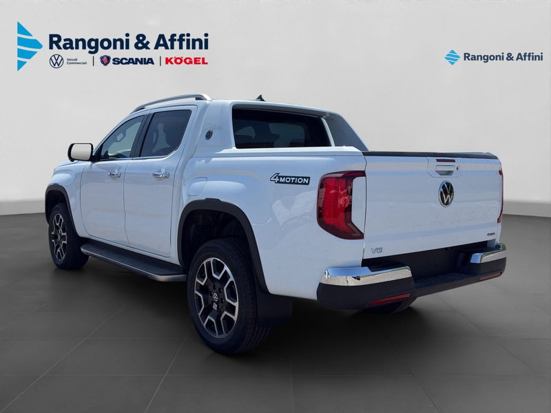Volkswagen Amarok nuova a Mantova (5)