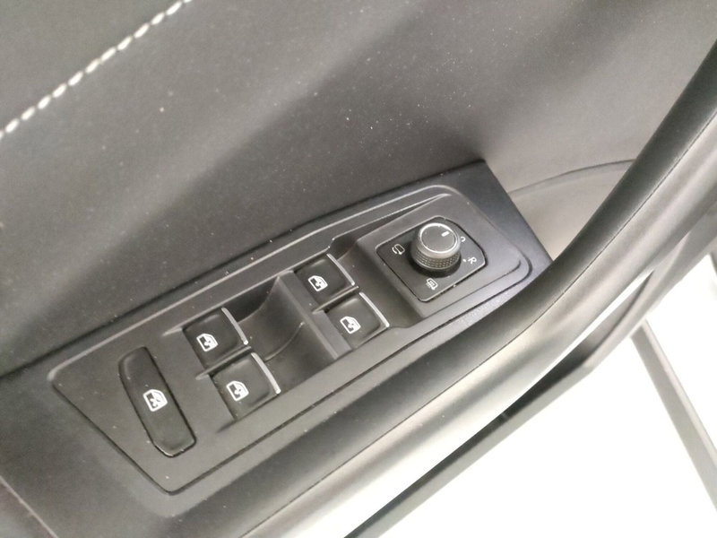 Volkswagen T-Roc usata a Napoli (13)