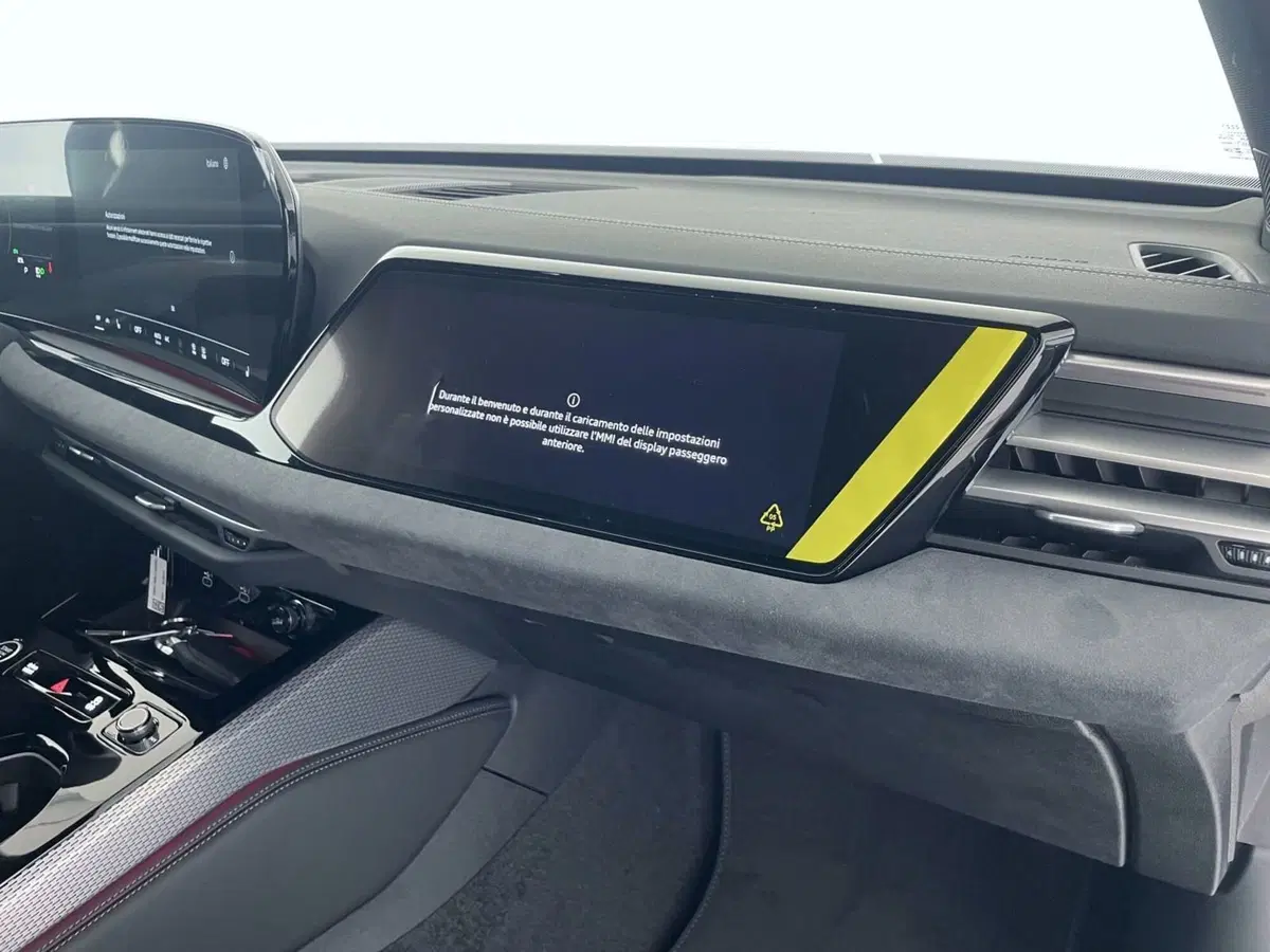 Audi A5 Avant nuova a Perugia (15)