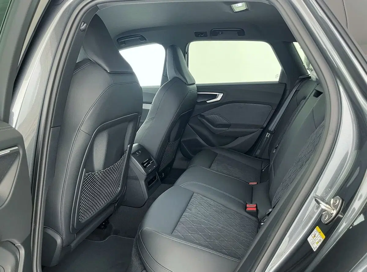 Audi A5 Avant nuova a Perugia (18)