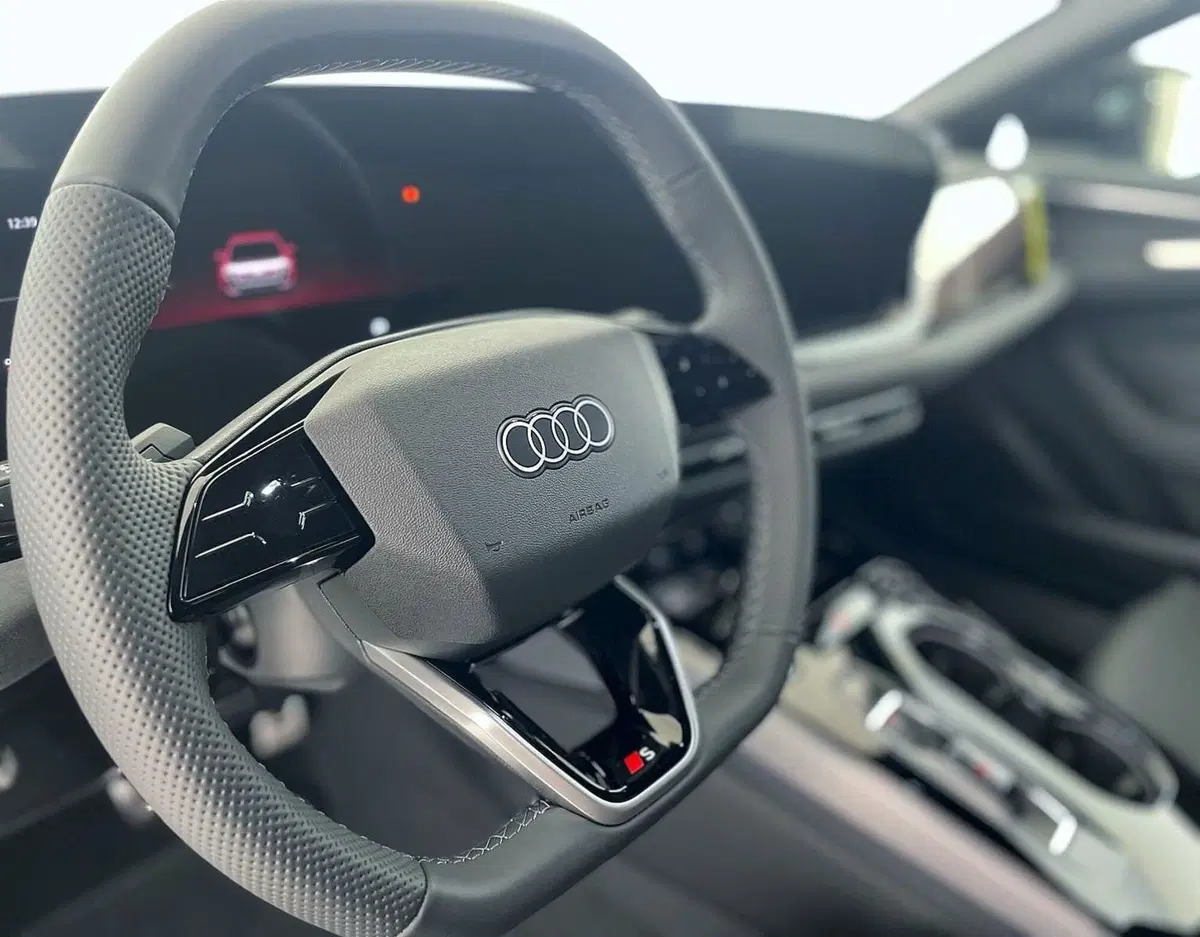 Audi A5 Avant nuova a Perugia (16)