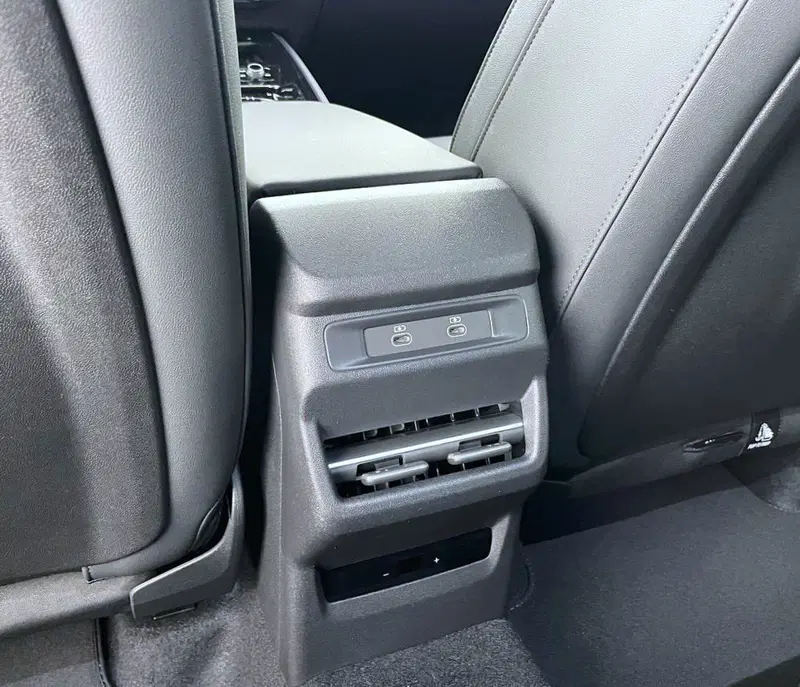 Audi Q3 Sportback nuova a Perugia (18)