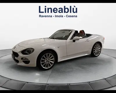 Fiat 124 spider 124 spider 1.4 MultiAir AT6 Lusso del 2017 usata a Cesena