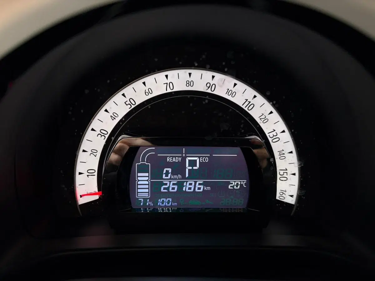 Renault Twingo usata a Milano (9)
