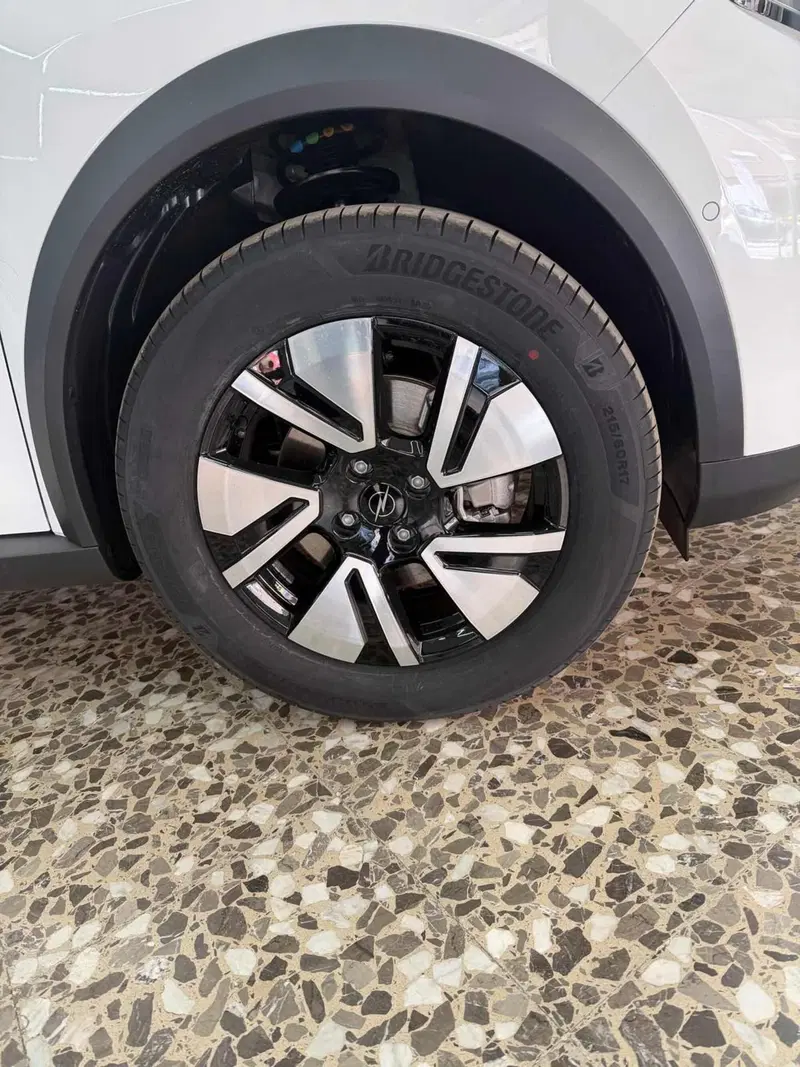 Opel Frontera nuova a Foggia (11)