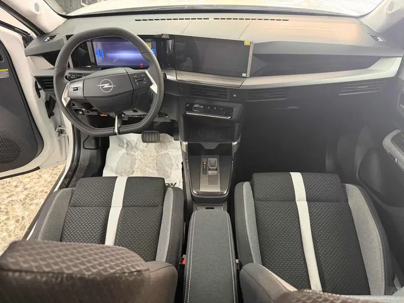 Opel Frontera nuova a Foggia (2)