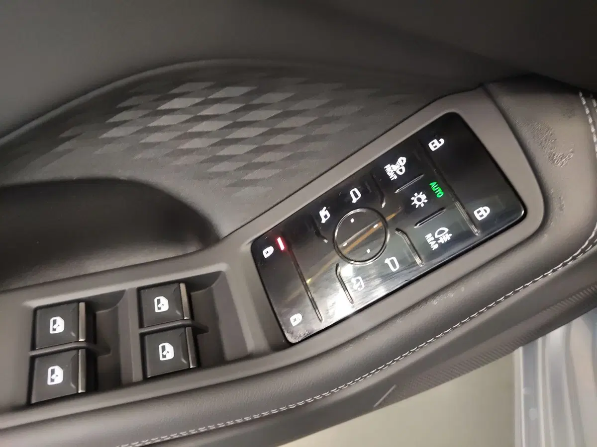 Audi A6 Avant nuova a Modena (14)