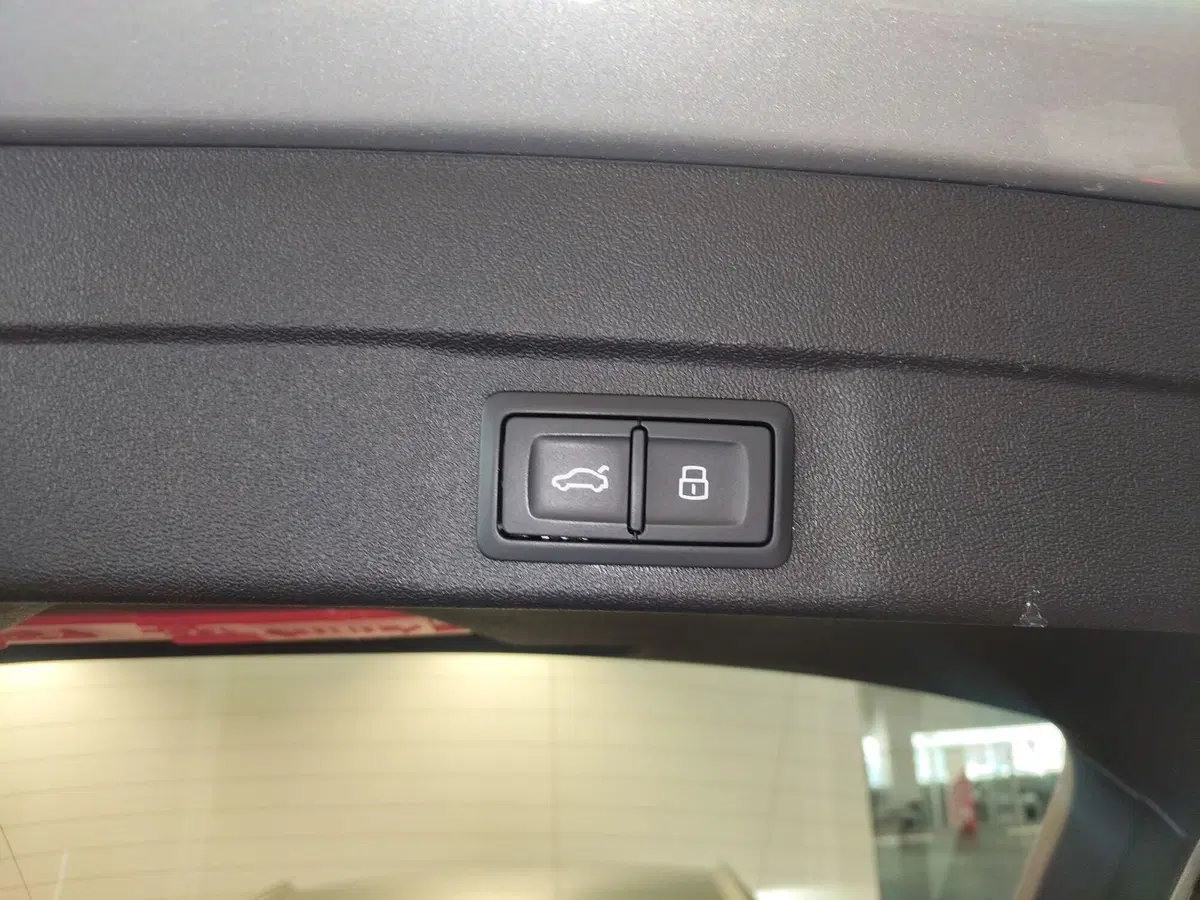 Audi A6 Avant nuova a Modena (15)