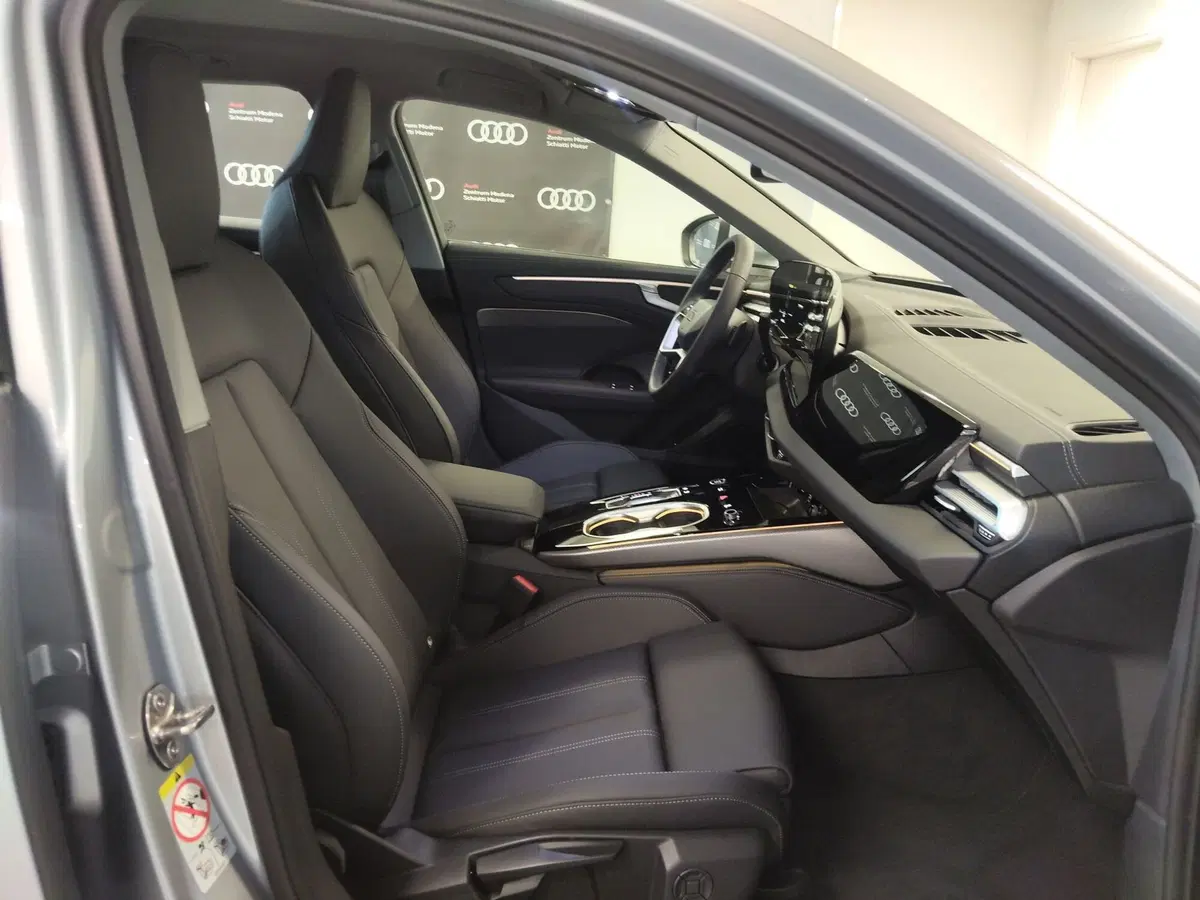 Audi A6 Avant nuova a Modena (16)