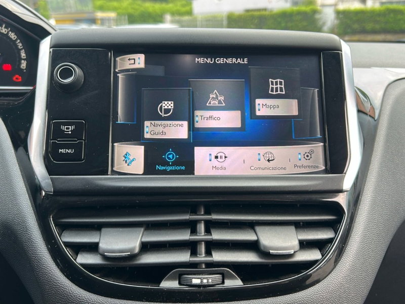 Peugeot 208 usata a Vercelli (18)