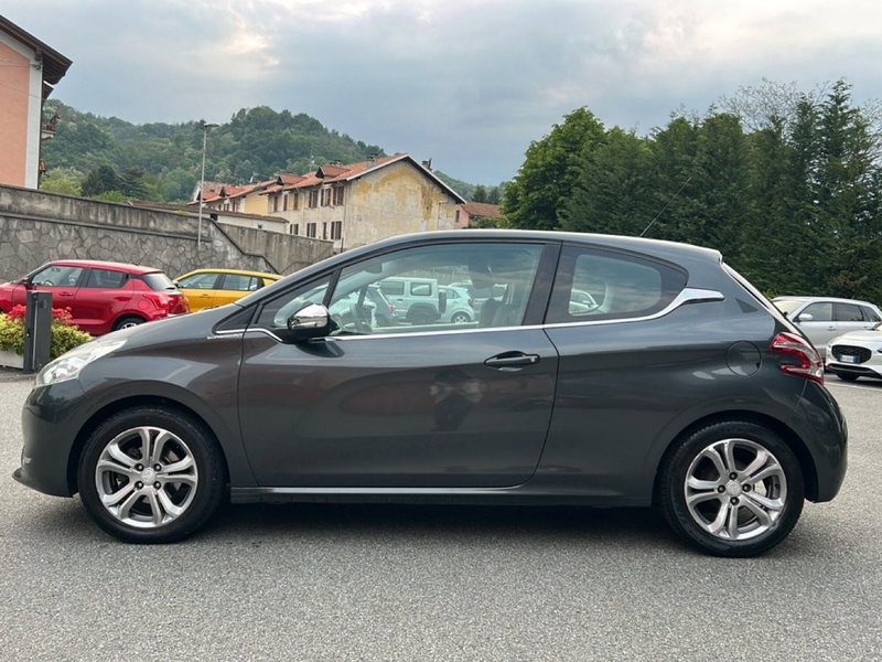 Peugeot 208 usata a Vercelli (4)