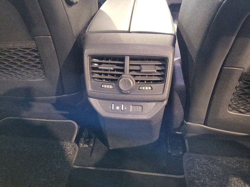 Peugeot 5008 usata a Vicenza (17)