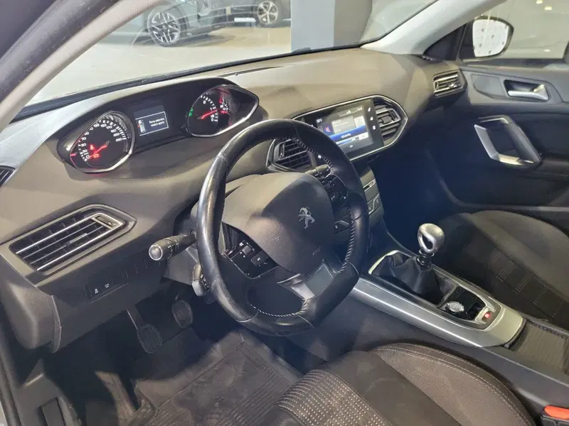 Peugeot 308 usata a Vicenza (19)