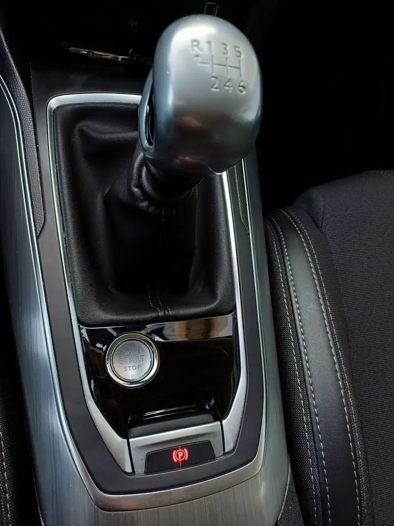 Peugeot 308 usata a Modena (18)