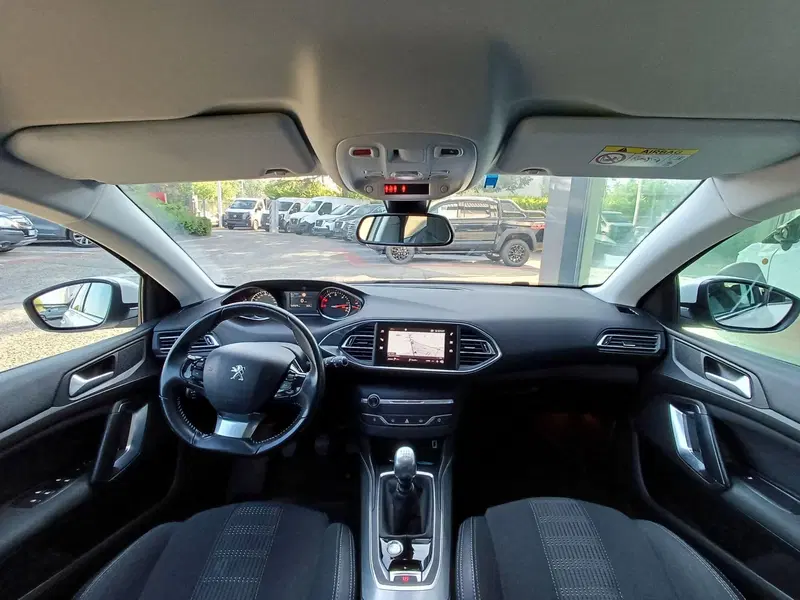 Peugeot 308 usata a Modena (9)