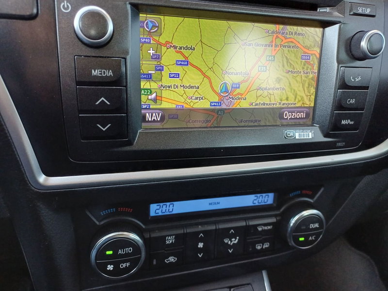 Toyota Auris Station Wagon usata a Modena (14)