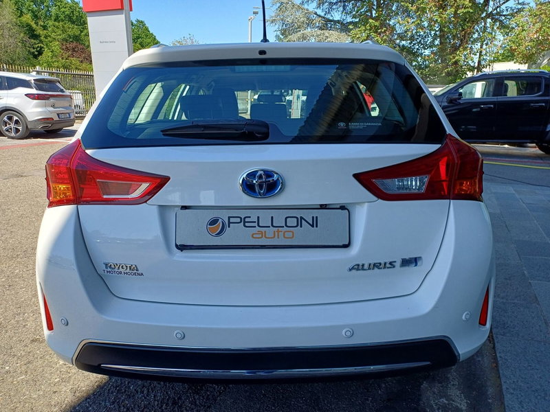 Toyota Auris Station Wagon usata a Modena (7)