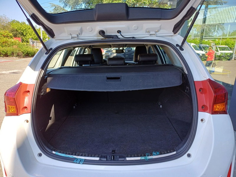 Toyota Auris Station Wagon usata a Modena (8)